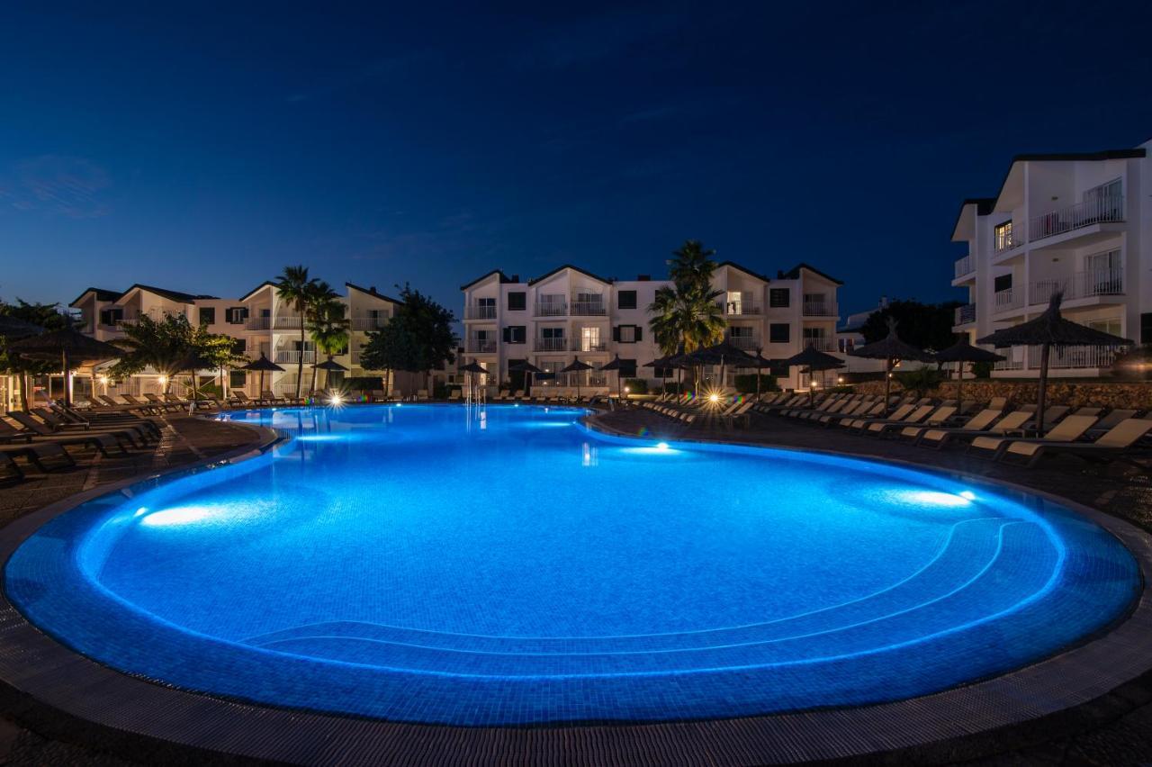 Pierre & Vacances Menorca Cala Blanes Кала-эн-Бланес Экстерьер фото
