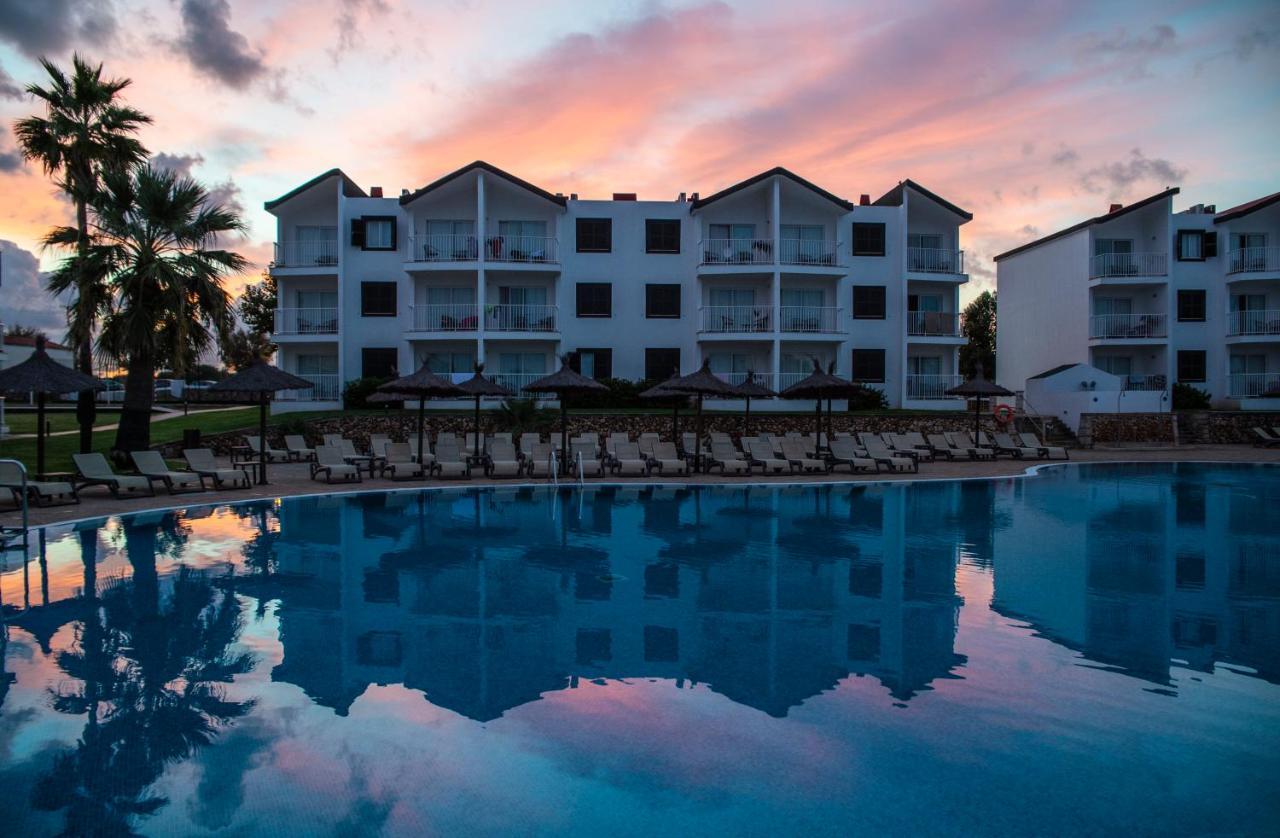 Pierre & Vacances Menorca Cala Blanes Кала-эн-Бланес Экстерьер фото